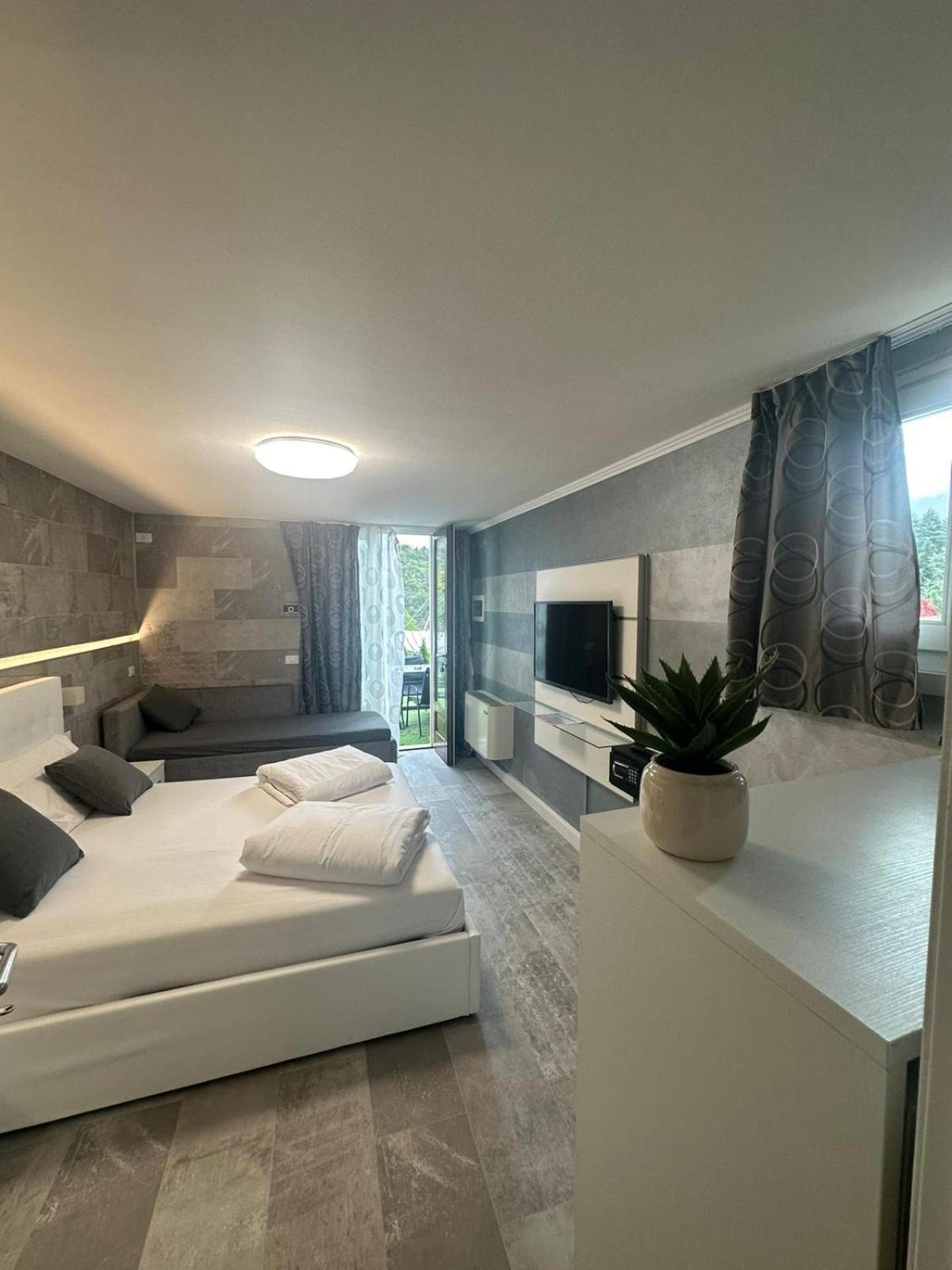 Residence Delle Rose Tremosine Exterior foto